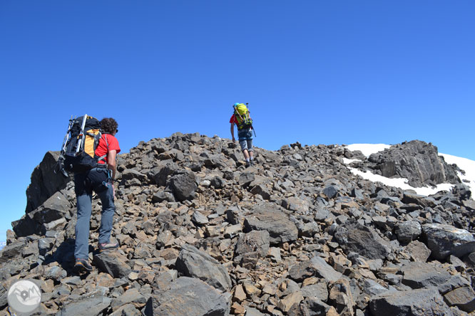 Posets (3.375m) por la cresta de Espadas 2 