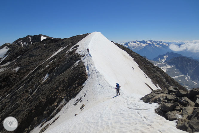 Posets (3.375m) por la cresta de Espadas 2 