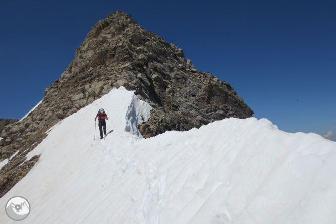 Posets (3.375m) por la cresta de Espadas 2 