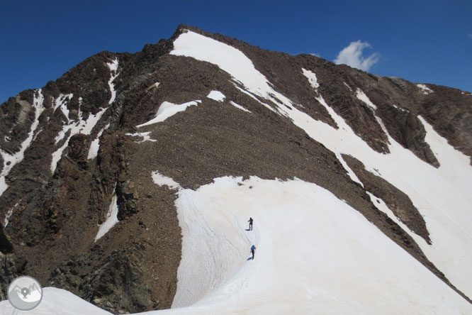 Posets (3.375m) por la cresta de Espadas 2 