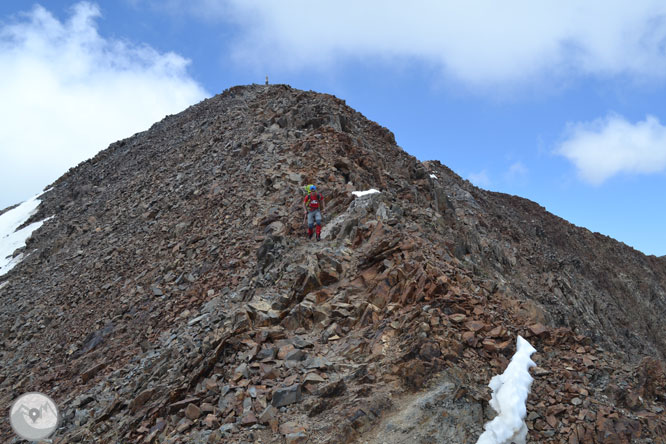 Posets (3.375m) por la cresta de Espadas 2 