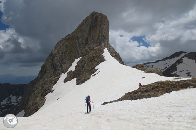 Posets (3.375m) por la cresta de Espadas 2 