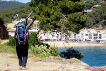 Viajera haciendo el camino de Ronda.