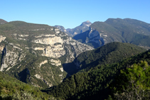 Risco de la Manllada, el Bassegoda y los riscos de Gitarriu.