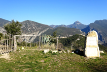 Extensas vistas de la Alta Garrotxa desde Santa Bàrbara.