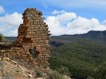 Ruinas de una torre del castillo.