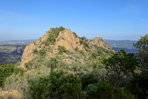 Dejando atrás la cresta de los Carcaixells.