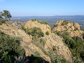 Els Carcaixells d´en Cama y el Montclar en la Ardenya