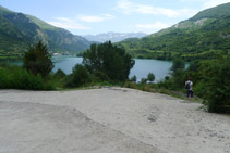 Tenemos el embalse de Lanuza delante.