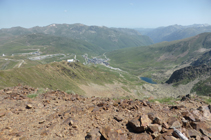 Vistas al NE desde la cima con el Pas de la Casa.