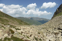 Caos de blocs camí al coll dels Isards.