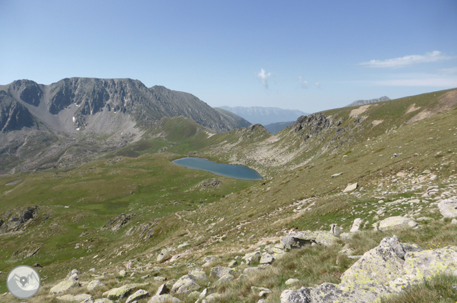 Lago de las Abelletes y picos de Envalira (2.823m y 2.818m) 1 