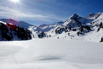 El lago de Bacivers de Baix en invierno.