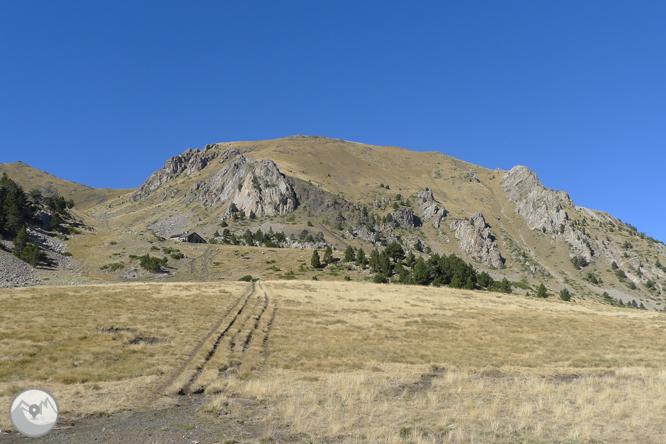 Lago de la Nou y valles de Claror y Perafita 1 