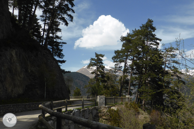 Lago de Engolasters y camino de las Pardines 1 