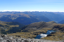 El Estany Gran de la Vall del Riu (Parroquia de Canillo).