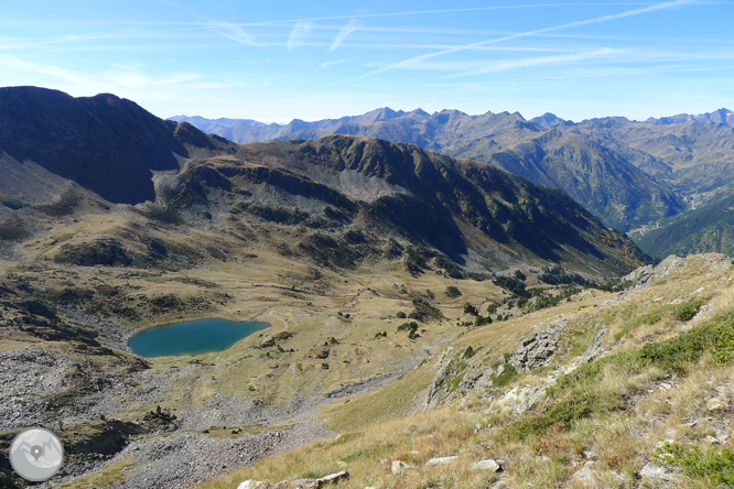 Lago y pico del Estanyó (2.915m) 1 