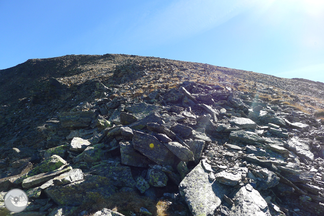 Lago y pico del Estanyó (2.915m) 1 