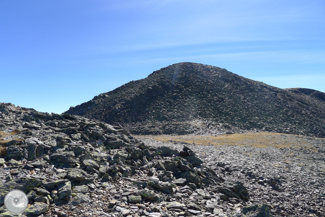 Lago y pico del Estanyó (2.915m) 1 