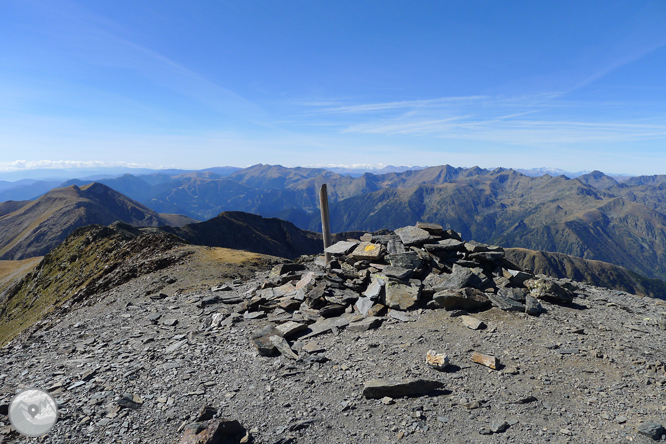 Lago y pico del Estanyó (2.915m) 1 