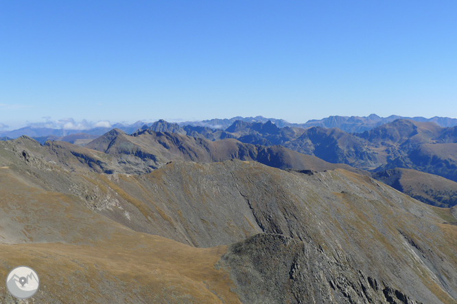 Lago y pico del Estanyó (2.915m) 1 