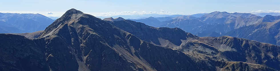 Lago y pico del Estanyó (2.915m)