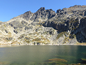 Lagos de Juclar y pico de Escobes (2.779m)