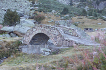 Puente de la fuente del Travenc.