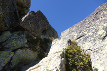 El diedro justo antes de llegar a la cima del pico de Escobes.