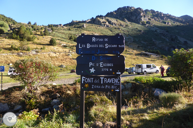 Lagos de Juclar y pico de Escobes (2.779m) 1 