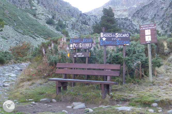 Lagos de Juclar y pico de Escobes (2.779m) 1 