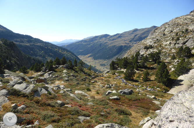 Lagos de Juclar y pico de Escobes (2.779m) 1 