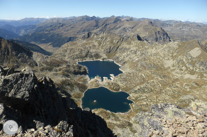 Lagos de Juclar y pico de Escobes (2.779m) 1 