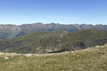 Vistas hacia el N de Andorra desde el collado de Entinyola.