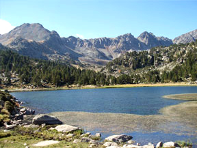 Lagos y circo de Pessons