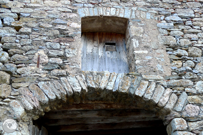 La fuente de las Dous per los llanos de Espinalba y de Abella 1 