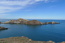 Roca de S´Encalladora, cerca de la punta del Cabo de Creus.