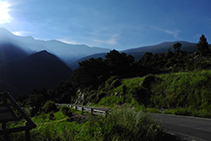 Vistas desde el collado de Jou hacia el E.