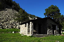 Refugio de Riu dels Orris.