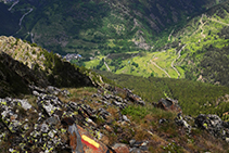 Os de Civís al fondo del valle (vertiente catalán).