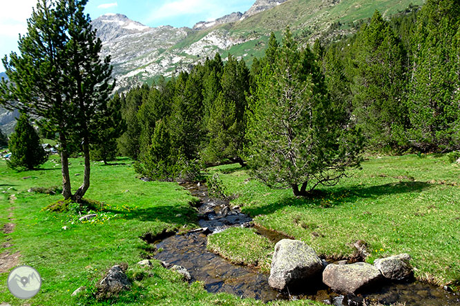 Ibones de Villamuerta desde la Besurta 1 