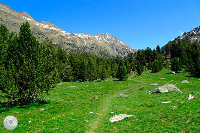 Ibones de Villamuerta desde la Besurta 1 