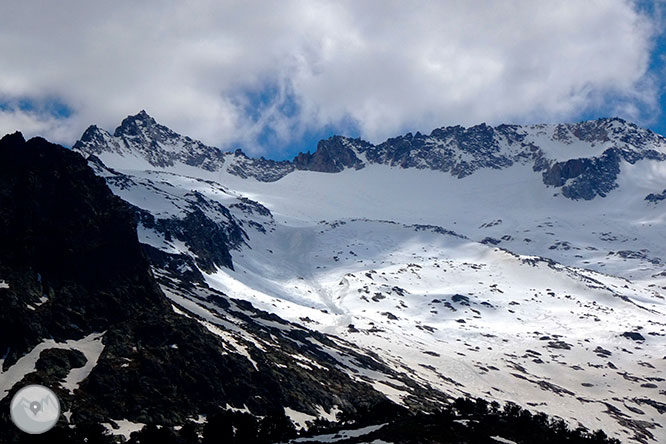 Ibones de Villamuerta desde la Besurta 1 