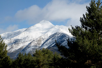 La pirámide del Monteixo.