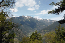 Vistas hacia el N desde el camino de la Umbría.