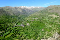 El valle de Àssua desde el Serrat de Cortinos.