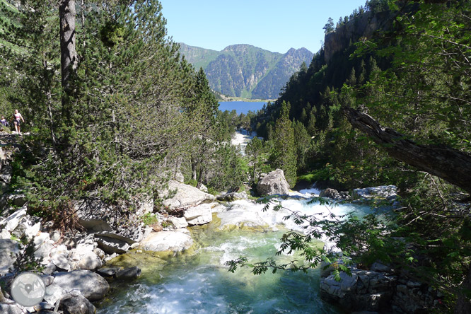 Lago de Gaube y circo de Oulettes de Gaube 1 