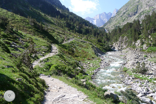 Lago de Gaube y circo de Oulettes de Gaube 1 