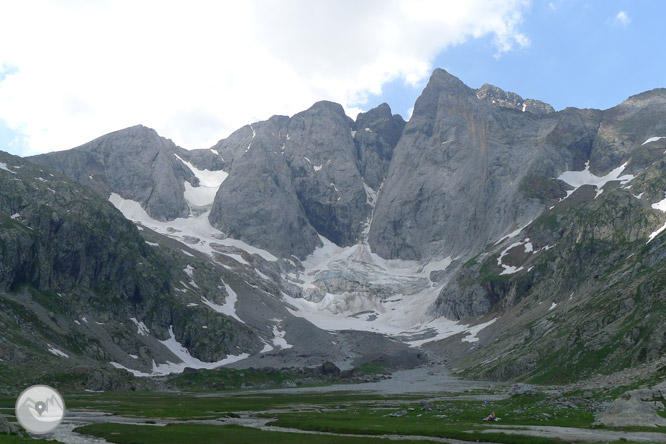 Lago de Gaube y circo de Oulettes de Gaube 1 