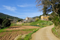 Masía Panarro y Can Damià.